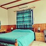Kanalli Apartment Pomos