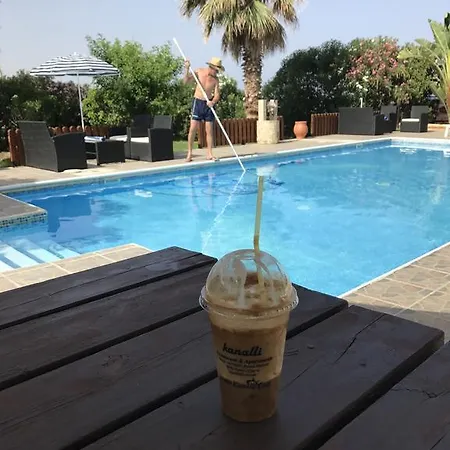 Kanalli Apartment Pomos