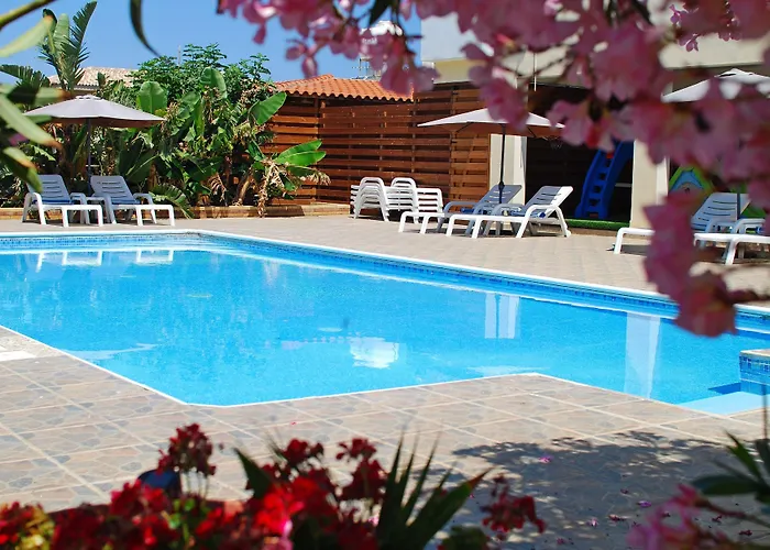 Apartamento Kanalli Pomos