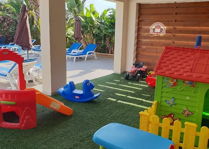 Apartamento Kanalli Pomos